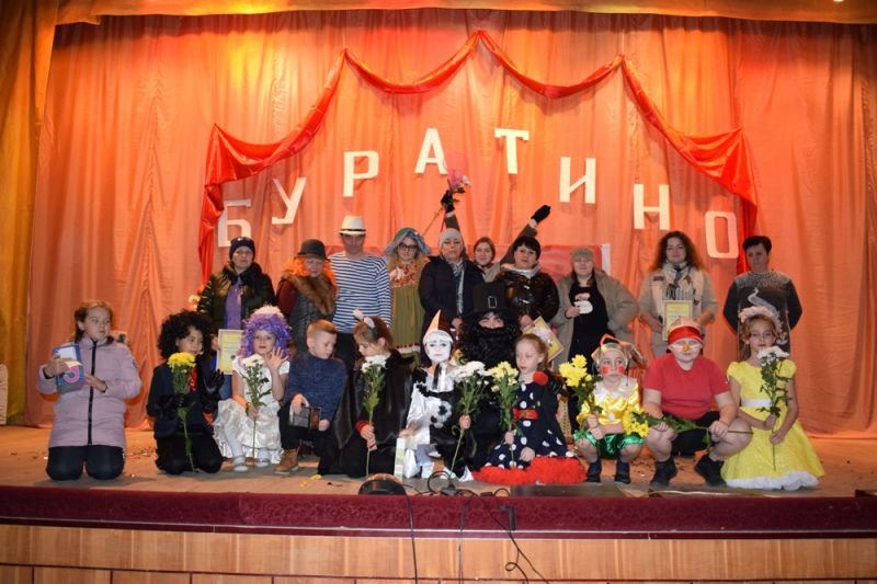 4 декабря 2021 года в ДК Головачево прошел Музыкальный спектакль «Буратино», в рамках Праздничной концертной программы «Сказка для мамы»